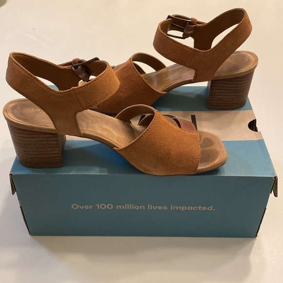 Toms | Estella | Tan Leather/Suede Block Heel Sandals - Picture 2 of 13